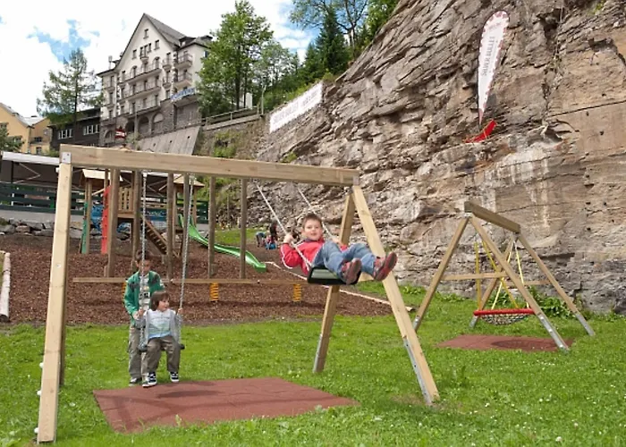 Отель Reineke Бадгаштейн